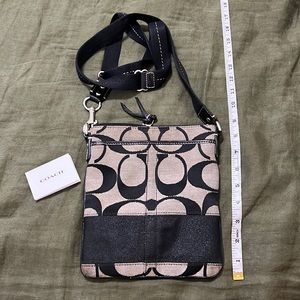 Coach vintage cross body in signature black and gray